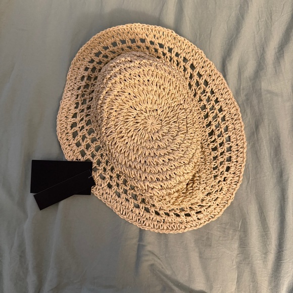 Brand new asos bucket hat with tags - Picture 4 of 7